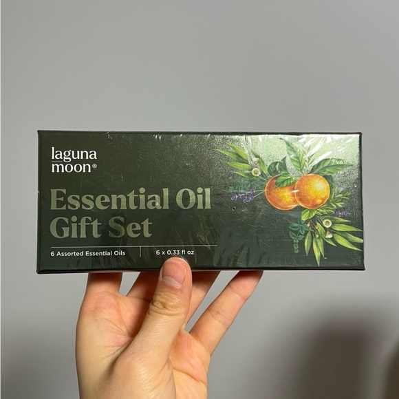 HealthSmart Essential Oil Diffuser and Laguna Moon Essential Oil Gift Set - Picture 3 of 3